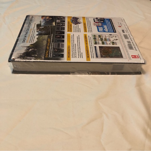 The Witcher WILD HUNT Complete Edition Collector’s Guide - Picture 10 of 13